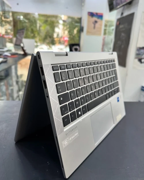 HP ELITEBOOK X360 830 G8 Intel Core i5-1135G7 8 Mo , 4,20 GHz 16GB 512GB SSD 13 FULL HD Tactile 360 