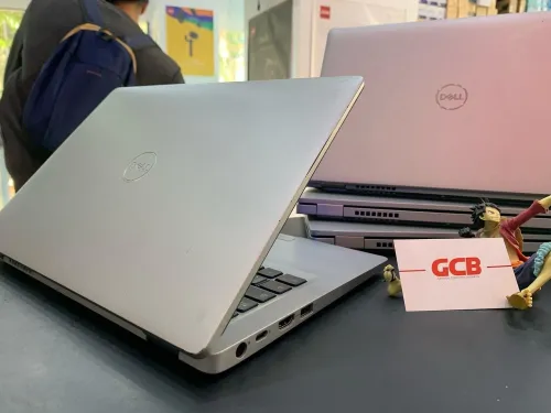 DELL LATITUDE 5310 Intel Core i5-10310U 6 Mo de cache, jusqu'à 4,40 GHz 8GO 256SSD 13" FLHD TACTIL