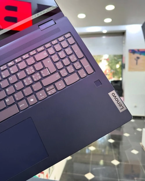 LENOVO IDEAPAD 5 2-IN-1 AMD Ryzen 7 8845HS à 5.1 GHz  16GB DDR5 1TB SSD 16 FULL HD+ Tactile 360
