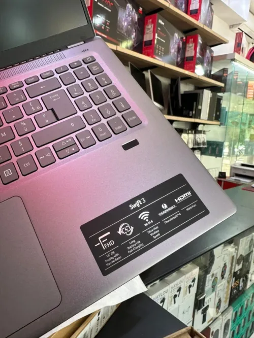 ACER Swift 3 Intel Core i5-11300H 8 Mo de cache,à 4,40 GHz, RAM 8GB DISQUE 512GB SSD FHD