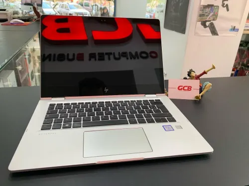 HP ELITEBOOK X360 1030 G2 Intel Core i5-7200U 3 Mo de cache,  3,1 GHz 8GB 256GB SSD 13" TACTIL