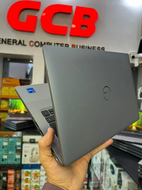 DELL LATITUDE 5420 Processeur Intel Corei5-1135G7 8 Mo de cache, jusqu'à 4,20 GHz RAM 8GB DISQUE 256GB SSD 14 FULL HD Graphiques Intel Iris Xe