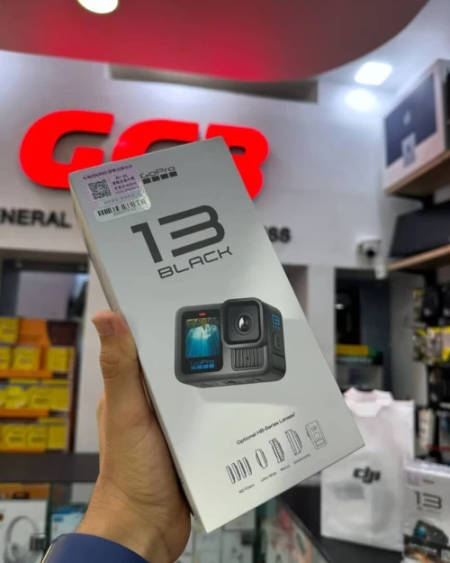 GoPro HERO 13 Black Caméra d action étanche avec vidéo 5.3K60 27MP BUNDLE + MICRO SD 64GB