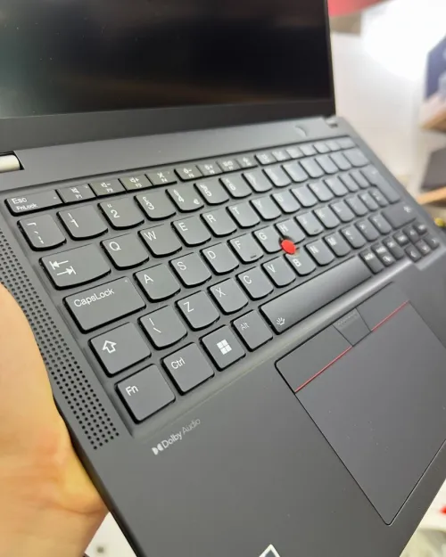 LENOVO THINKPAD X13 Gen4 AMD Ryzen 5 Pro 7540U  Jusqu à 4.9 GHz  16GB DDR5  256GB SSD 13,3 WUXGA IPS