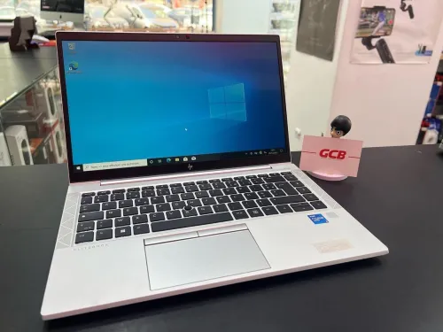 HP ELITEBOOK 840 G8 Intel Core i5-1145G7 8 Mo de cache, jusqu'à 4,40 GHz 16GO 256GB SSD 14" TACTIL 