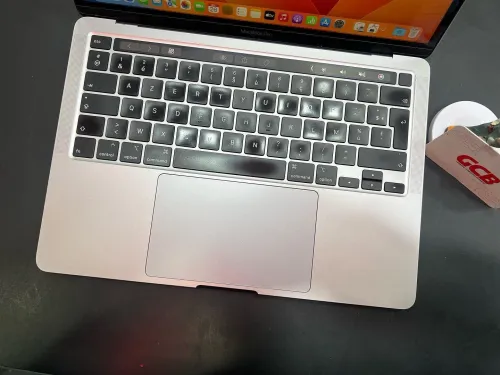 MACBOOK PRO Touchbar 13 2020  Intel Core i5-8257U 6 Mo de cache, jusqu'à 3,90 GHz 8GB 512GB SSD