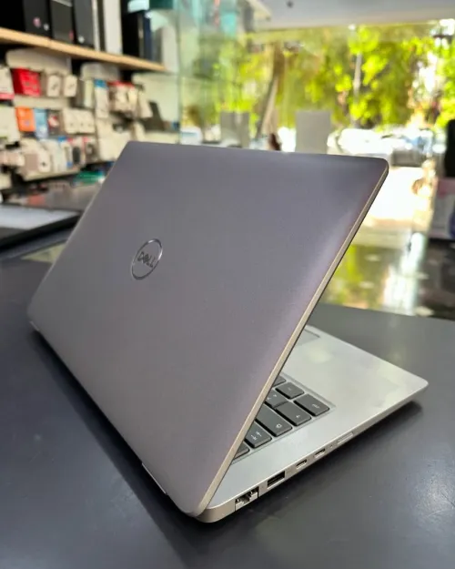 DELL LATITUDE 5440 Intel Core i5-1335U 12 Mo de cache, à 4,60 GHz RAM 16GB 256GB SSD 14 FULL HD 