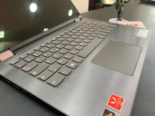 LENOVO YOGA 530 14ARR  AMD Ryzen 5 2500U avec graphiques Radeon Vega  8GB  256GB SSD 14" TACTIL 360
