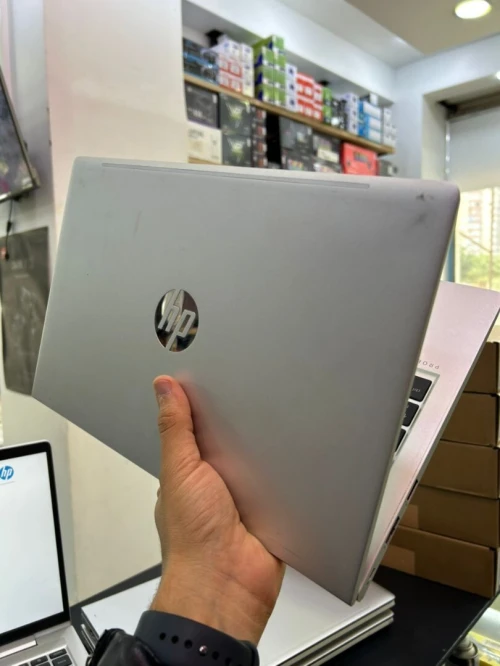 HP PROBBOK 440 G10 Intel Core i5-1334U RAM 16GB 256GB SSD 14" FHD Graphiques Intel Iris Xe éligibles