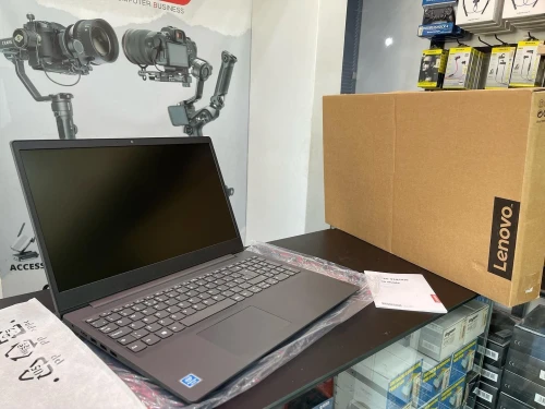 LENOVO V15  Intel® Pentium® Silver N5030 4 Mo de cache, jusqu'à 3,10 GHz 4GB 1TB HDD 15.6" DOS