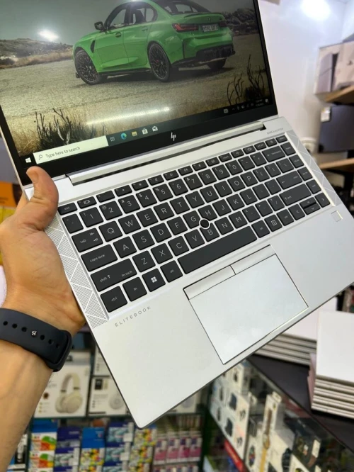 HP ELITEBOOK 845 G8  Ryzen 7 PRO 5850U Graphiques AMD Radeon RAM16GB 256GB SSD ECRAN 14" FHD Tactile