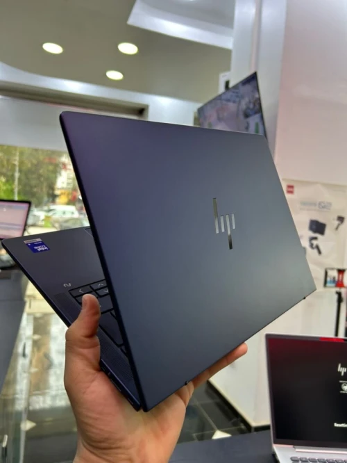 HP EliteBook X G1i 14 AI Intel Core Ultra 5 226V 4.5 GHz 16GB DDR5 512GB SSD 14 WUXGA IPS, GPU Intel Arc 130V 8GB
