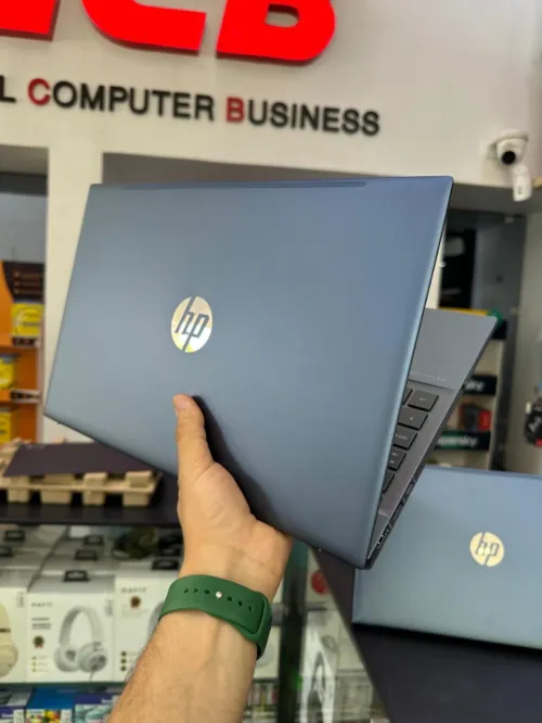HP PAVILLION 15- Intel Core i7-1255U 12 Mo de cache, à 4,70 GHz RAM 16GB 1TB SSD 15.6" FULL HD 