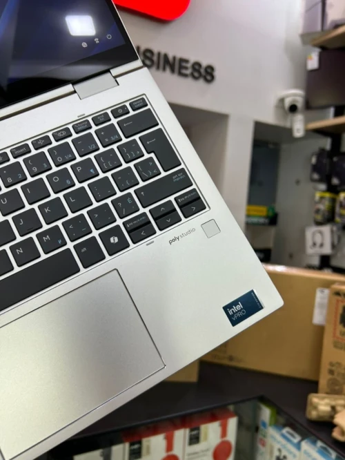 HP ELITEBOOK X360 830 G11 2-IN-1 Intel Core Ultra 7 165U RAM 32GB DDR5 512GB ECRAN 13" FHD+ TACTILE