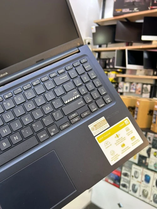 ASUS VIVOBOOK X1504VA Intel Core i7-13620H jusqu'à 4,90 GHz RAM 16GB 512GB SSD 15.6" FHD UHD Intel