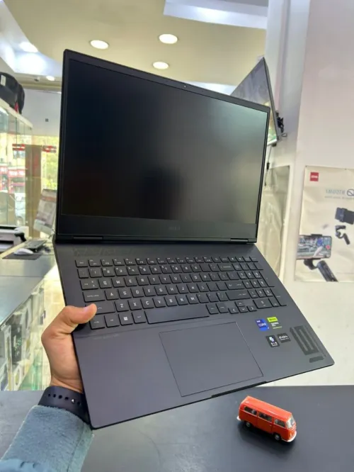 HP OMEN 16 Intel Core i9-13900HX 36 Mo de cache, jusqu'à 5,40 GHz RAM 16GO DDR5  DISQUE 512GB SSD 16.0" WQHD 240Hz NVIDIA GeForce RTX 4060 8GB