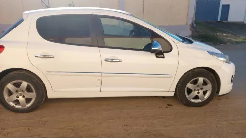 Peugeot 207 2013 Sportium