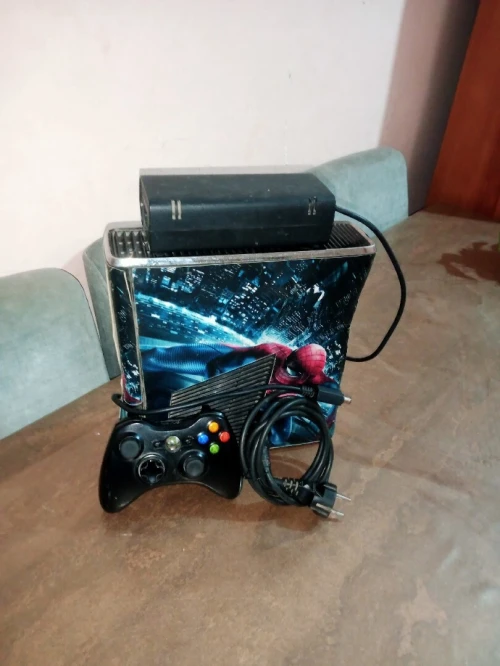 Xbox 360 slim