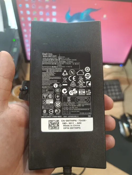 Chargeur Dell original 19v 6.7 a