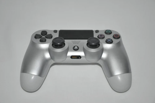 Mannete Ps4 Original Silver