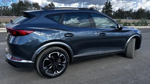 Cupra  Formentor 2022 toute Options sans toit ouvrant menteur