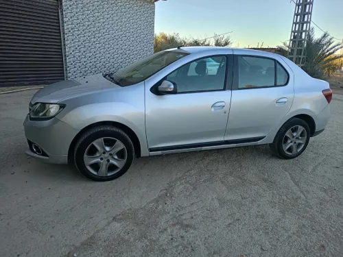 Renault Symbol 2016 Collection