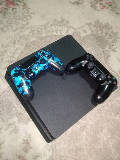 Ps4 slim
