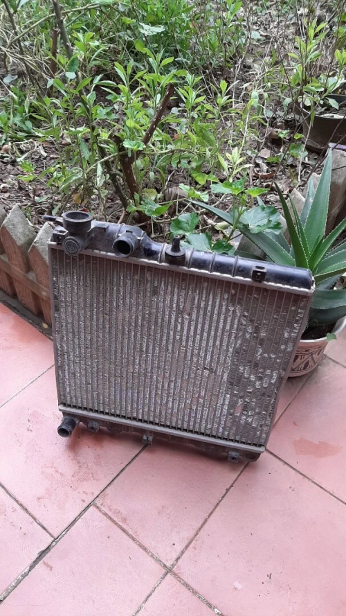 Radiateur Atos 2 gls original très bon état رادياتور اطوس جديد