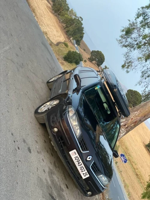 Renault Laguna 2 2002 Brack