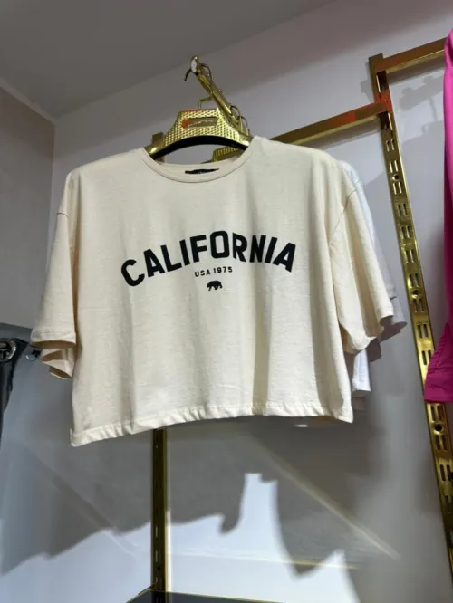 جين ليكات انصومبل      Jean tshirt robe liquette chemise survêtement 
