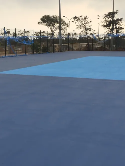 Revêtement terrain de sport et salle en sols sportifs gomme synthétique acrylique epdm tapis 