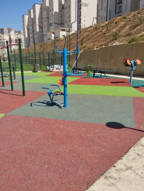 Revêtement terrain de sport,sols souples, acrylique,epdm, gomme 