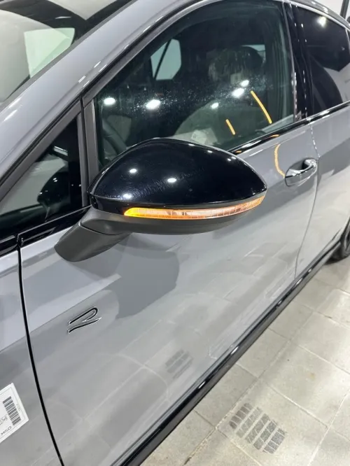 Volkswagen Série 8 2025 Blak Line