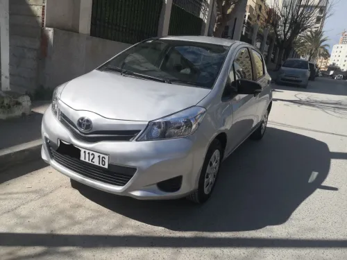 Toyota Yaris 2012 