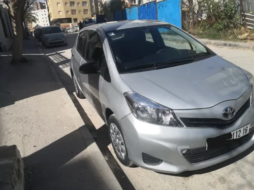 Toyota Yaris 2012 Base clim