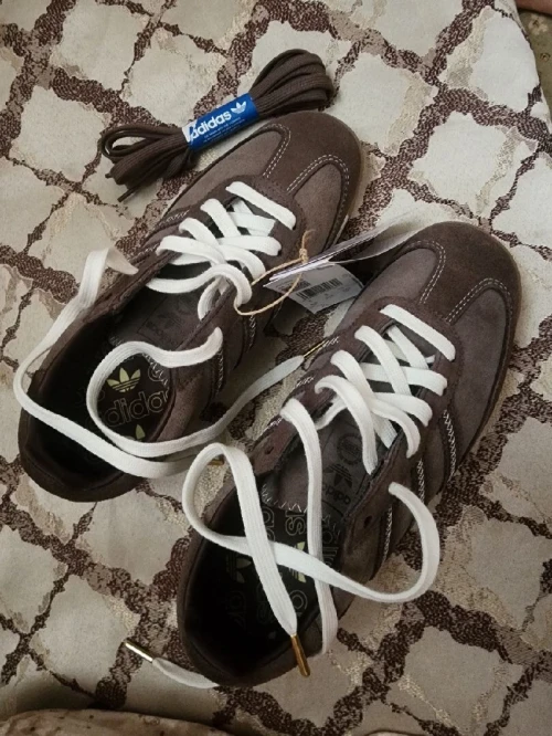 Adidas  SL 72