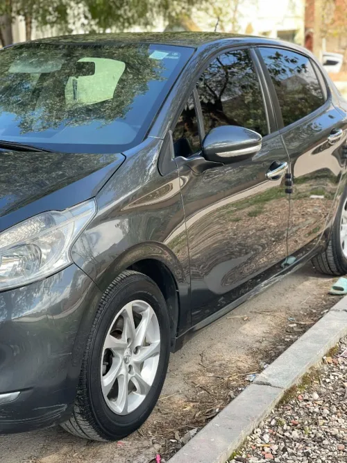 Peugeot 208 2014 Active