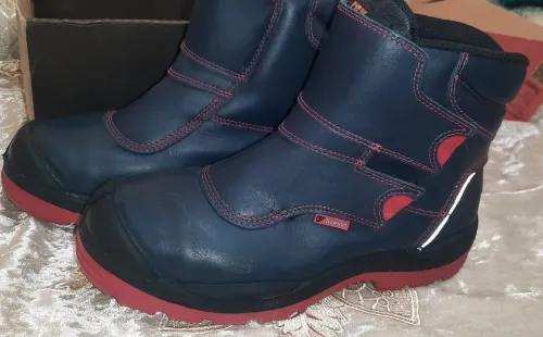 Chaussure de sécurité Originale jdida pointure 43