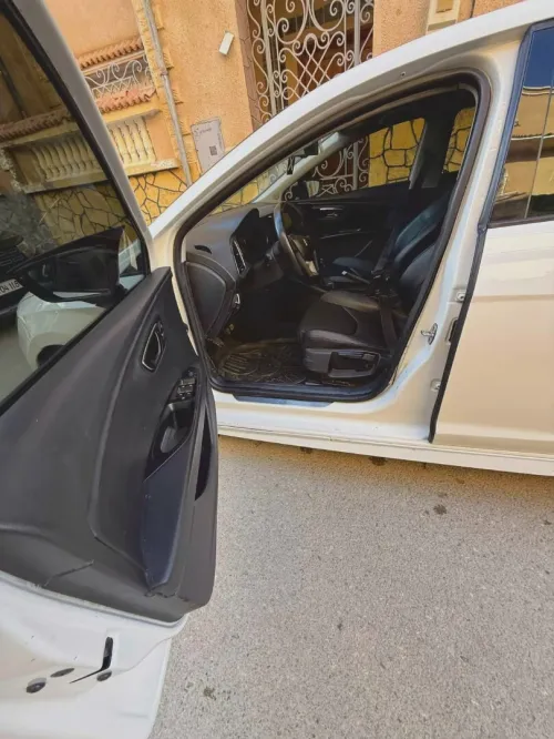 Seat Leon 2015 LINEA R+