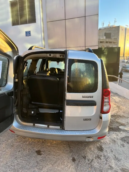 Dacia Logan 2012 7place