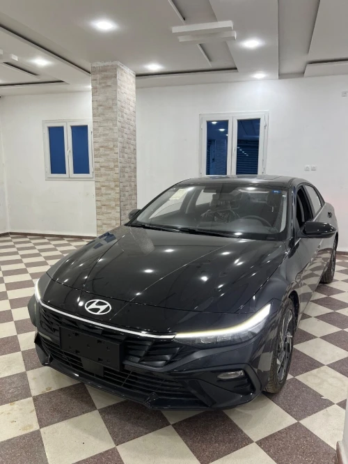 Hyundai Elantra 2025 Luxury