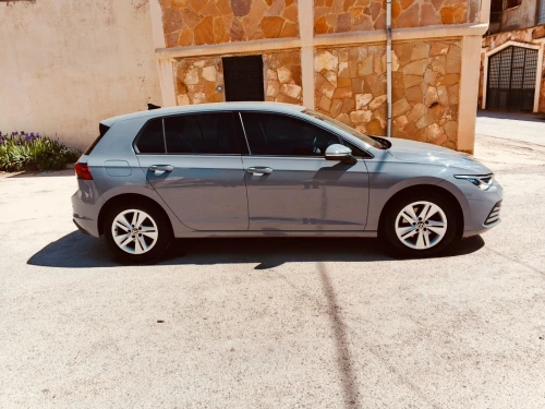 Volkswagen Golf 8 2021 Style
