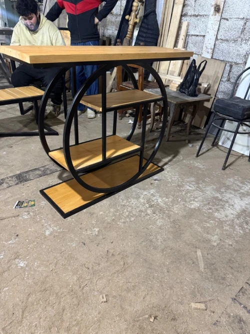 Table moderne