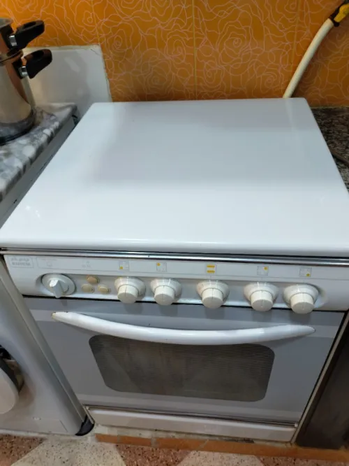 cuisinière Enième