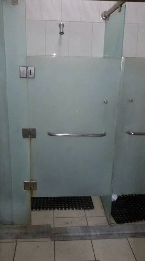 Cabine de douche 