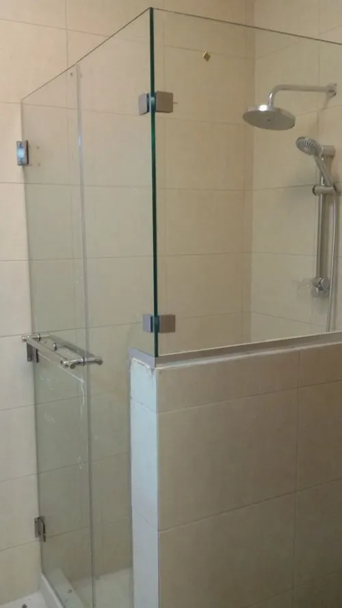 cabine et séparation de douche