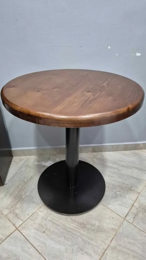 Tables rondes 70cm