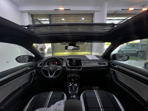 Volkswagen T-Roc 2026 R- Line Edition 