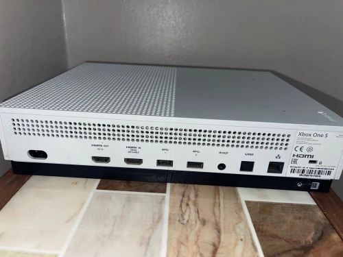 Xbox One S 500GB نقيّة بزاف (Caba) في العلمة