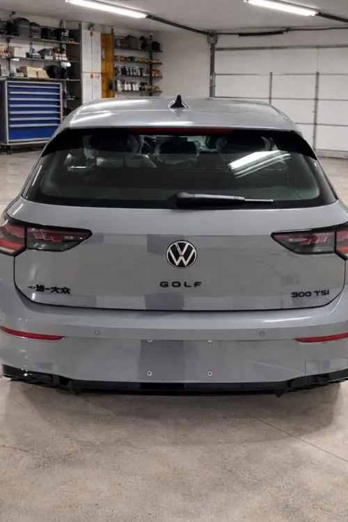 Volkswagen Golf 8 2026 R Black Edition 